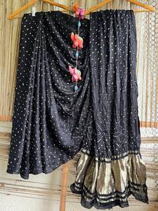 <b>Red</b> Bandhani <b>Saree</b> Embossed Handmade Bandhani Indian Traditional <b>Saree</b> for Wedding Party Diwali - Product Image 3