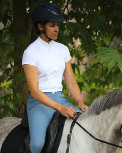 Camiseta de equitación profesional para mujer, manga corta, ligera, transpirable, para deportes ecuestres, personalizable. - Product Image 5