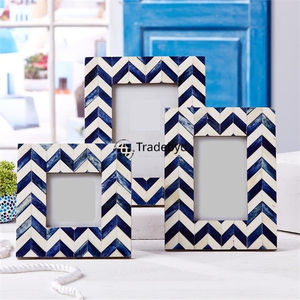 Marco de Fotos de Estilo Vintage con Incrustaciones de Hueso, Hecho a Mano, Ligero, de Primera Calidad, con Acabado Brillante, por Tradebyd - Product Image 4