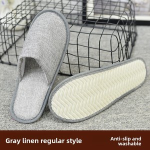 Pantuflas Hidratantes Desechables Suaves y Gruesas de Algodón 100% Personalizables, Antideslizantes y Duraderas, OEM/ODM para Hoteles, Salones de Belleza y Turismo - Product Image 2