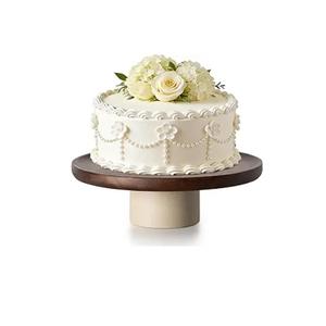 Support à gâteau rond en bois massif brun, très vendu, support à gâteau décoratif en bois massif pour fête d'anniversaire, fête de remise de diplôme - Product Image 1