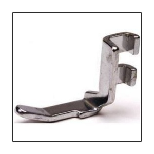 45325 Cording Foot Low Center, PRENSATELAS, REPUESTOS PARA MÁQUINA DE COSER DOMÉSTICA, HECHO EN TAIWÁN - Product Image 1