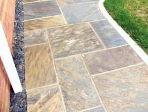 Ardoise naturelle rustique noire avec bords sciés pour revêtements de sol intérieurs et extérieurs, bardages muraux et applications décoratives - Product Image 5