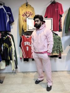 Conjunto Deportivo con Capucha Rosa para Hombre, Manga Larga, Color Sólido, Ropa Casual con Bolsillos Laterales, Cierre con Cordón, Corte Regular para Otoño - Product Image 1