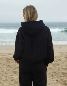 Conjunto Deportivo de 2 Piezas con Capucha y Logotipo Personalizado para Mujer, Invierno 2026, Informal, de Forro Polar Sólido - Product Image 3