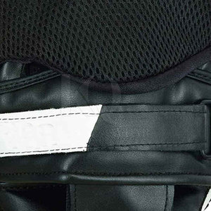 High Quality Leather Training <b>Focus</b> <b>Pads</b> with Curved Design for Maximum Impact Professional Martial Arts & Boxing Training - Product Image 6