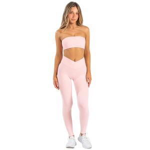 Conjunto Deportivo de 3 Piezas para Mujer, Ropa Deportiva para Yoga, Running y Entrenamiento, Shorts y Sujetador Deportivos Sin Costuras - Product Image 1