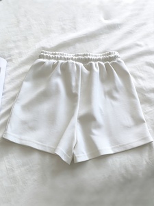 Pantalones Cortos Cargo Casuales Negros para Hombre, Cintura Elástica, Cintura Media, con Bolsillos Multifuncionales para el Trabajo y Viajes - Product Image 1