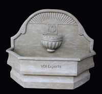 Fontaine murale de luxe Art Déco Tête de Lion VDI Exports en résine polyester premium résistante aux intempéries pour jardin