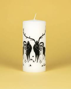 Bougie pilier artistique imprimée en noir et blanc, idéale pour les tables basses, les étagères, les salons, les studios et les cadeaux. - Product Image 2