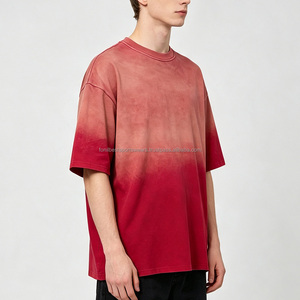 Camiseta Personalizada Roja de Cuello Redondo y Manga Corta para Hombre, Corte Regular, Ecológica, Transpirable, Antiarrugas, 100% Algodón, con Letra Serigrafiada - Product Image 1