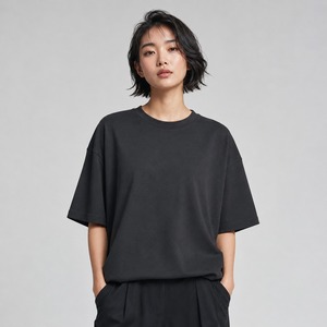 T-shirts oversize pour femmes de qualité supérieure avec tissu doux, coupe décontractée, sensation respirante et qualité durable, parfaits pour un usage quotidien décontracté - Product Image 1