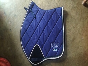 BRAND ZONE Sous-selle de dressage carrée à contact étroit Numnah en satin de soie, durable et confortable, équipement équestre, sangle de selle - Product Image 6