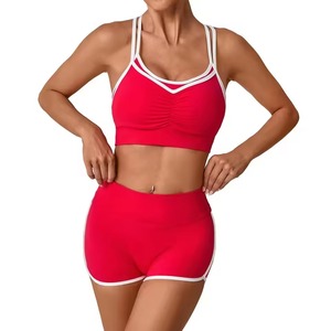 Conjunto de yoga personalizado para mujer con bloques de color: sujetador deportivo de espalda cruzada y leggings ajustados para gimnasio, pantalones cortos a rayas, conjunto de entrenamiento, ropa deportiva. - Product Image 1