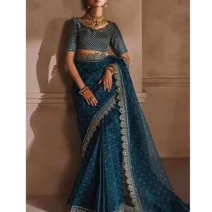 Sari de poliéster con bordado tradicional pesado, diseño elegante para bodas, fiestas y festivales, largo hasta el suelo. - Product Image 3