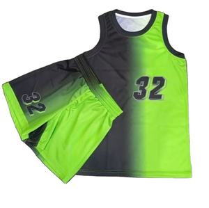 Uniforme de Baloncesto Personalizado al por Mayor de Alta Calidad, Conjunto de Sublimación de Camisetas de Fútbol Unisex, Impresión de Logotipo Personalizado, Bordado en la Parte Superior - Product Image 1