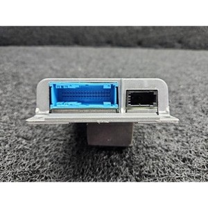 ECU และโมดูลคอมพิวเตอร์มือสองสำหรับรถยนต์ซีรีส์ 5 รุ่น 84109229740 - Product Image 5