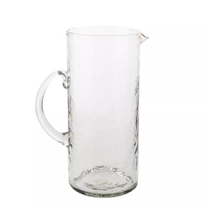 Jarra de Vidrio con Textura Martillada, Elegante y de Primera Calidad, para Servir Bebidas en el Hogar y la Cocina - Product Image 3
