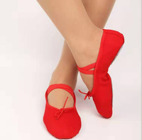 Chaussures de danse unisexes en satin blanc de haute qualité, extérieur en cuir, semelle pleine, élégantes, légères, semelle souple, couleur personnalisée, sur mesure