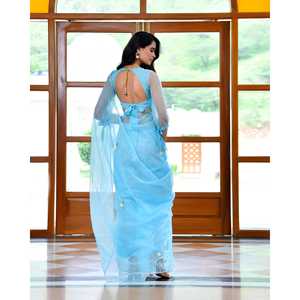 ผ้าคลุมไหล่ปักลายสีน้ำเงินวาฬ ผ้าออร์แกนซ่า ฟรีไซส์ สำหรับสวมกับส่าหรี - Product Image 2