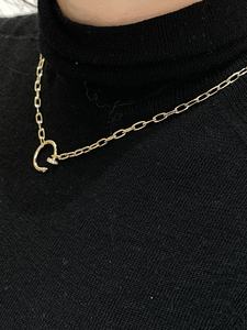 Collares Colgantes Personalizables de Lujo con Moissanita Plateada en Forma de Luna, Estilo Uña, para Regalos de San Valentín y Fiestas - Product Image 2