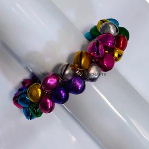 Anillo para Servilletas Moderno Multicolor con Diseño Esférico de Cuentas para Bodas, Restaurantes y Hoteles, Elemento Decorativo para Servilletas - Product Image 4