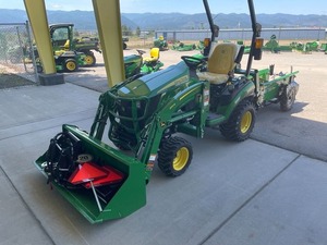 Tracteur compact 2023 1025R, équipement de qualité supérieure prêt à l'exportation - Product Image 5