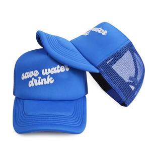 Fabricante de Sombreros en Vietnam, Venta al por Mayor, Sombreros Personalizados Multicolores con Logotipo Impreso en Espuma, Estilo Trucker para Exteriores - Product Image 4