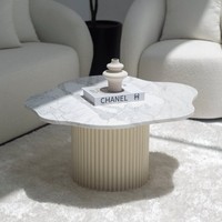 Table basse irrégulière en marbre Statuario Vandana Zenova Nimbus avec 3 options de couleur de base