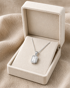 Collar con Colgante de Esmeralda de 1.50 CT, Certificado por IGI, Cultivado en Laboratorio, para Regalo de Compromiso, Oro Sólido de 14K, Engaste de Bisel, Joyería Fina Personalizada - Product Image 5