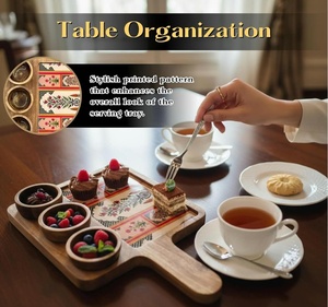 Plateau de service en bois fait main avec 3 bols à motif floral pour apéritifs et collations de fête - Product Image 6
