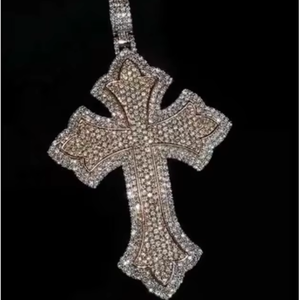 Pendentif unisexe en forme de croix en moissanite taille ronde, plaqué or, tendance, en argent sterling 925, pendentif croix Jésus chrétien - Product Image 1