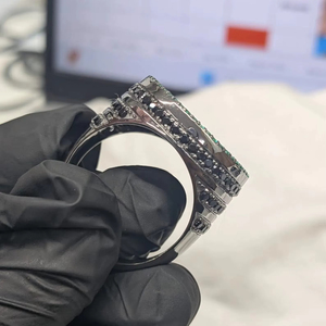 Anillo de Lujo VVS Moissanite Estilo Hip Hop, Plata de Ley 925, Chapado en Oro de 18K, Engaste de Garras, Estilo Rapper, Unisex, Joyería Certificada IGI - Product Image 6