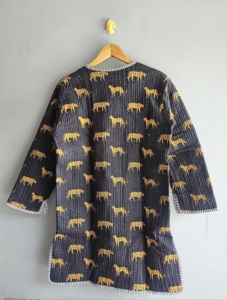 Women's Loose <b>Animal</b> Print Quilted Coat With Pockets Three Quarter Sleeve Round Neck Length Casual Style Cotton Bamboo Fiber - Product Image 6