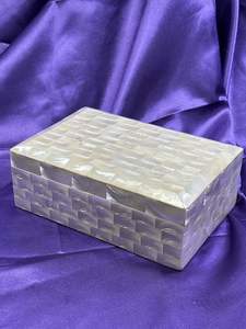 Cajas de Nácar de Alta Calidad, Ideales para Organizar Joyas de Lujo, Guardar Objetos Pequeños y Exhibir de Forma Decorativa - Product Image 2