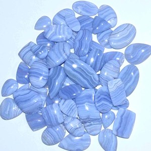 Agate bleue naturelle de qualité supérieure, quartz en vrac, taille poire, taille coussin, poli, taille personnalisée, semi-précieuse mélangée, non traitée - Product Image 2