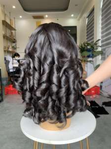 Perruques de dentelle de cheveux humains vendeurs de cheveux humains vietnamiens perruque de cheveux humains ondulée sans colle - Product Image 4