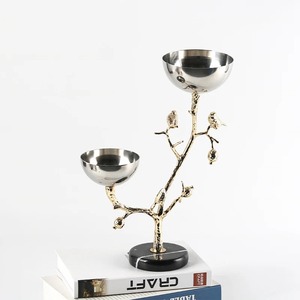 Superbe ensemble de bols en métal avec motif de branches dorées, bols en argent poli faits à la main, centre de table décoratif - Product Image 4