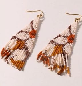 Boucles d'oreilles élégantes en perles Miyuki de qualité supérieure, faites à la main, pour filles, disponibles en gros - Product Image 4