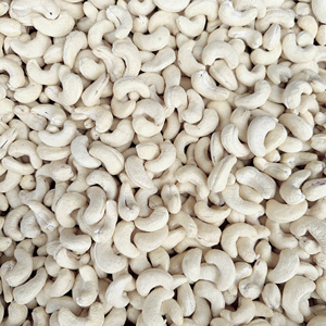 Mejor Precio al por Mayor de Nueces de Anacardo Ww210 Ww320, Precio Premium de Nueces de Anacardo en Vietnam, Exportadas al por Mayor a Asia, UE, Medio Oriente - Product Image 1
