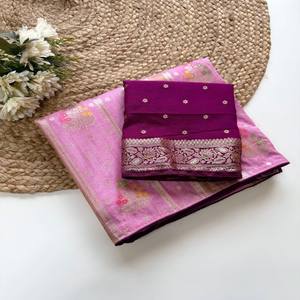 VASTRA COTTAGE Sari de viscosa de seda pura Chinya con tejido Zari dorado, Butta floral Minakari y blusa teñida a mano con contraste - Product Image 1