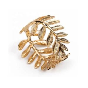 Porte-serviettes en métal de haute qualité feuille support en tissu de table pour hôtels et mariages cadeau parfait pour les événements - Product Image 1