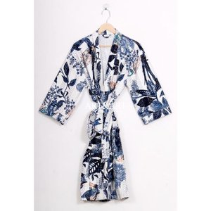 Hermoso Kimono de Algodón con Estampado Floral, Bata de Baño Estilo Vintage Elegante, Ropa de Dormir Sexy para las Noches de Otoño - Product Image 5