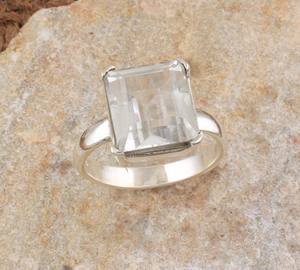 Anillo de Compromiso Rectangular Grande de Plata de Ley 925 con Cristal de Corte Esmeralda y Engaste de Bisel, Clásico para Bodas y Fiestas - Product Image 5