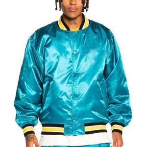 Veste bomber tendance en soie brillante personnalisée XL-5XL, veste de baseball pour femmes et hommes, style streetwear - Product Image 1