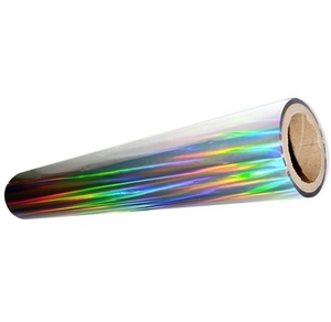 Rollo de Película Holográfica Metalizada Personalizable, Material PET Iridiscente para Embalaje, Envoltura Decorativa, Impresión y Etiquetas de Seguridad - Product Image 1