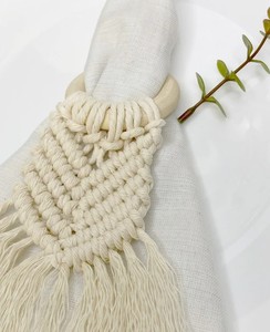 Porta servilletas de macramé, decoración de mesa de boda estilo boho, anillo para servilletas boho, decoración de boda bohemia - Product Image 2