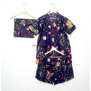 Conjunto de pijama de algodón 100% hecho a mano en India, transpirable, estampado a mano, estilo vintage, ropa de dormir corta para mujer. - Product Image 5