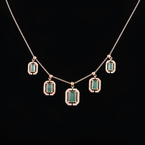 Collar con Colgante de Luna con Triple Halo de Diamantes en Oro Rosa de 14K, Joyería Fina y Delicada para Mujer, Regalo de Aniversario o Boda - Product Image 5