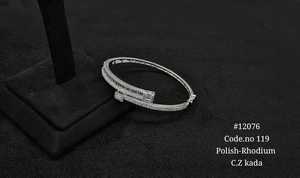 Bracelet classique en laiton plaqué rhodium avec zircon taille émeraude pour femme, bijou de mode pour soirée - Product Image 3